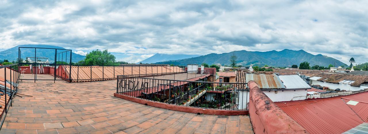 Hotel Panchoy By Ahs Antigua Buitenkant foto