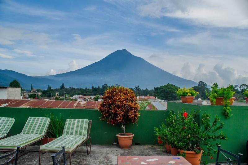 Hotel Panchoy By Ahs Antigua Buitenkant foto